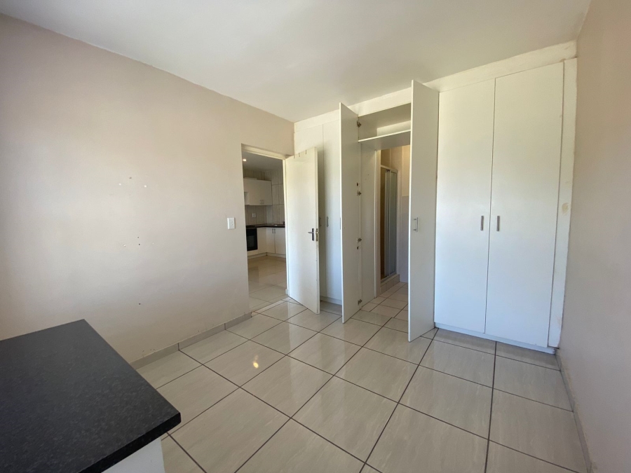 To Let 2 Bedroom Property for Rent in Parklands Western Cape